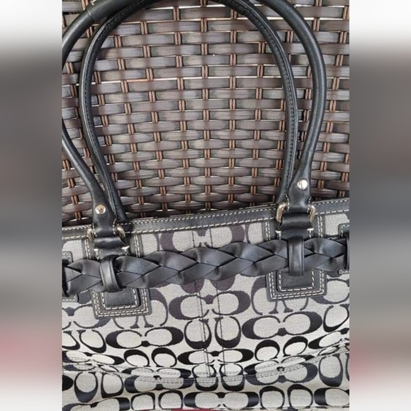 RARE Authentic Coach Vintage Hampton Signature C Handbag - Picture 8 of 9